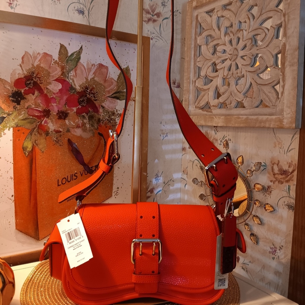COACH COUCHTOPIA CARGO WAVY DINKY BAG IN ROSEBUD RED NEW!